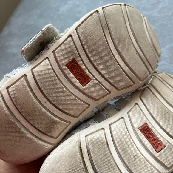 VGUC Michael Kors flats - Picture 5 of 7